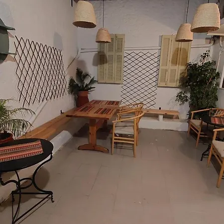 Old Town Tales Daire *